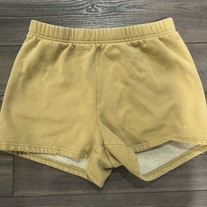 Aritzia TNA “Comfy AF” Sweat shorts